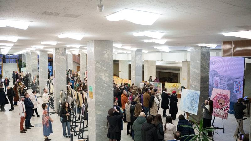 Peste 100 de artiști, reuniți la Moldova Art Week. Expoziție la Palatul Național „Nicolae Sulac”