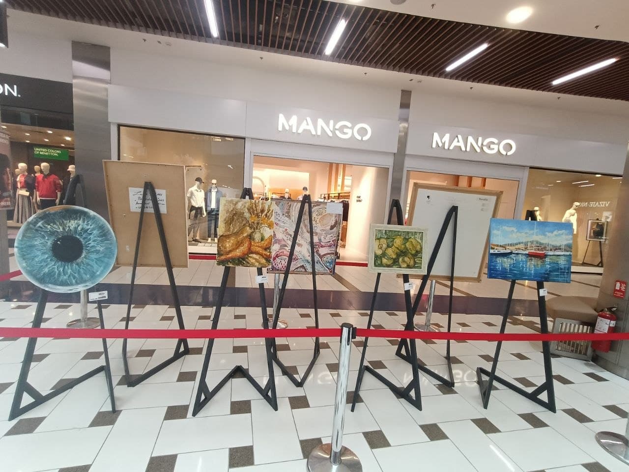 Shopping MallDova Art Week: arta vizuală în mijlocul publicului - foto 1